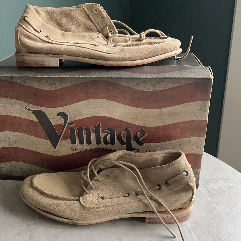 Vintage Shoe Company Lydia 4-Eye Tie Hi Boat Shoe